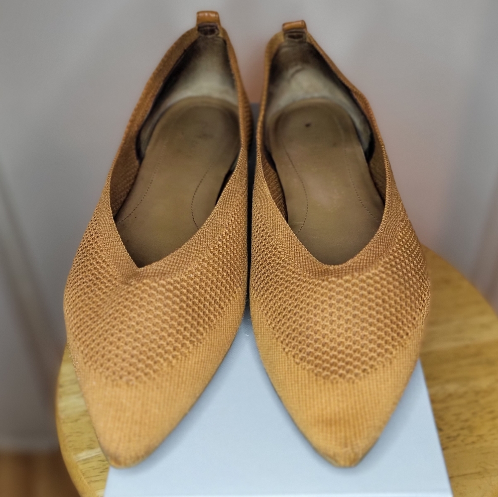 Everlane The 40-Hour Flat Shoe ReKnit in Toffee size 10
